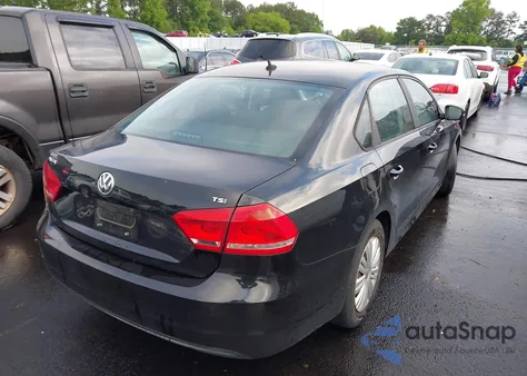 2014 Volkswagen Passat 1.8T S from USA, damaged, VIN 1VWAS7A37EC097863